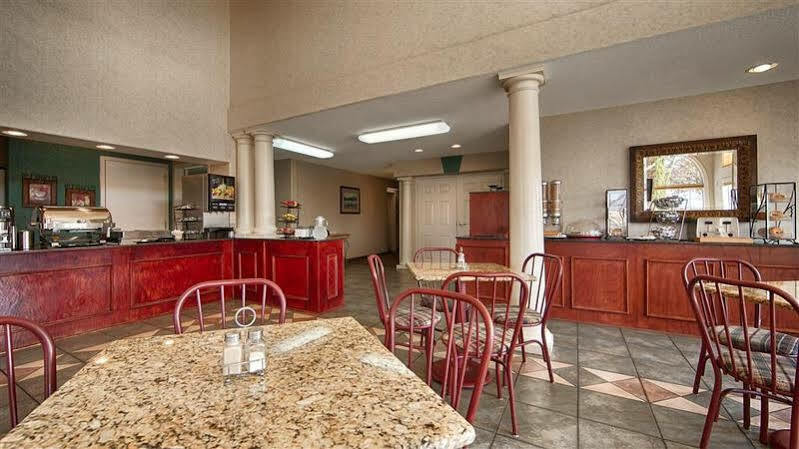 Best Western Marble Falls Inn Экстерьер фото